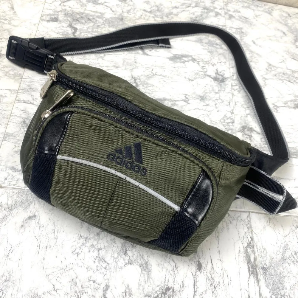 adidas✨アディダス ウエストポーチ ボディバッグ 00s y2k カーキ