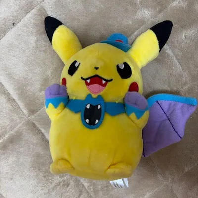 ポケモンセンター 仮装ピカチュウ ゴルバット ぬいぐるみ ピカチュウ