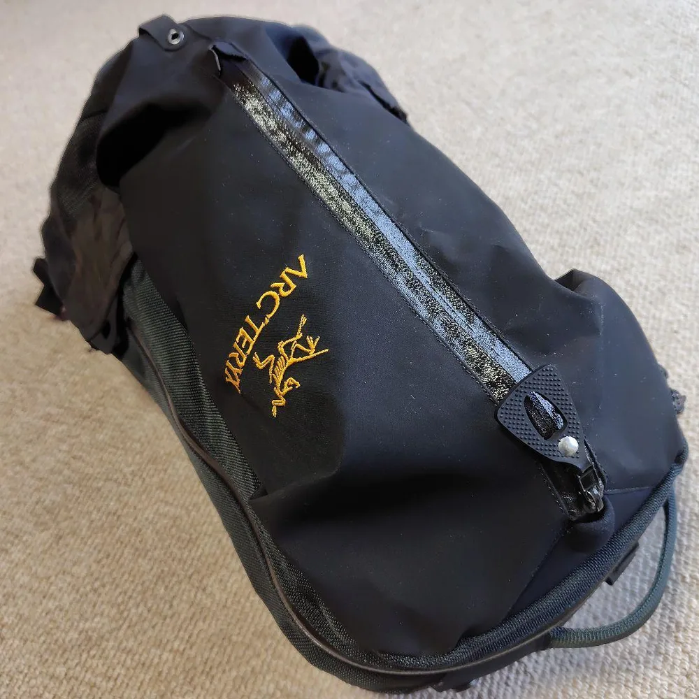 【希少】カナダ製 ARC'TERYX ARRO22 アークテリクス アロー22
