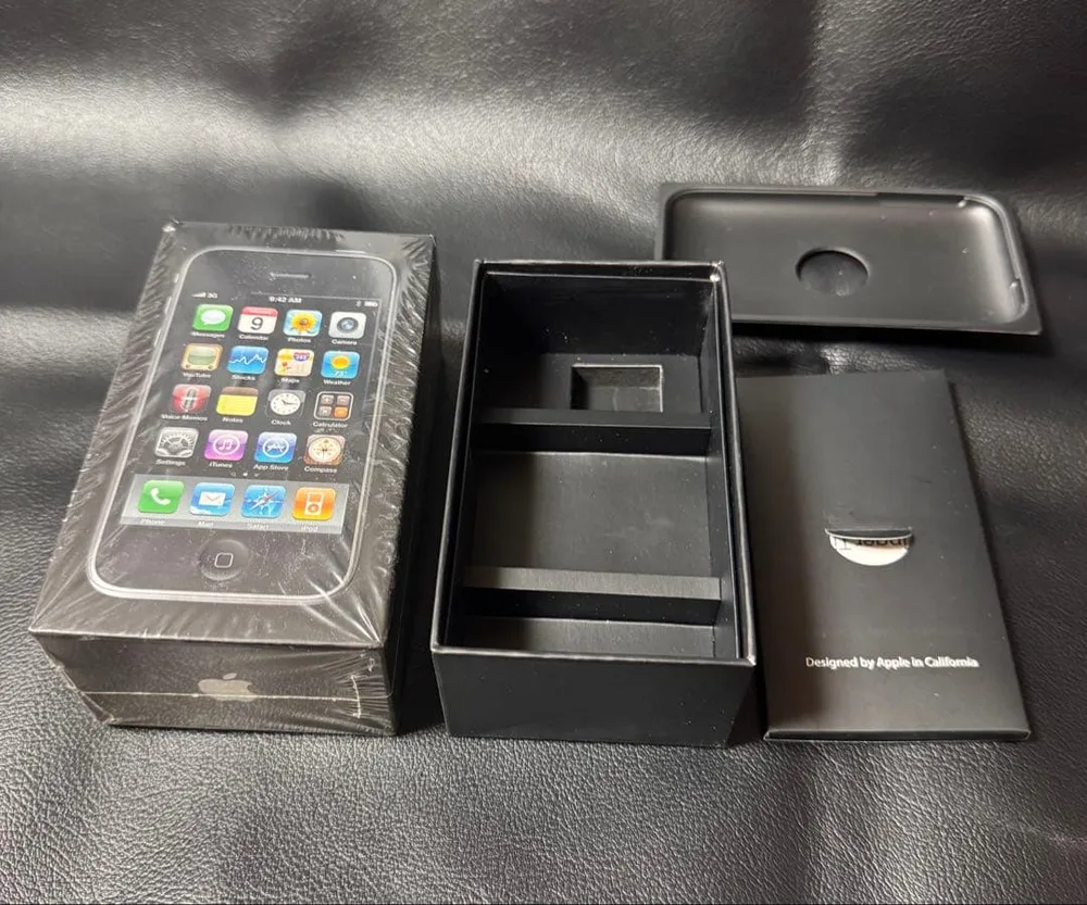 Apple iPhone 3GS 16GB Black 空箱