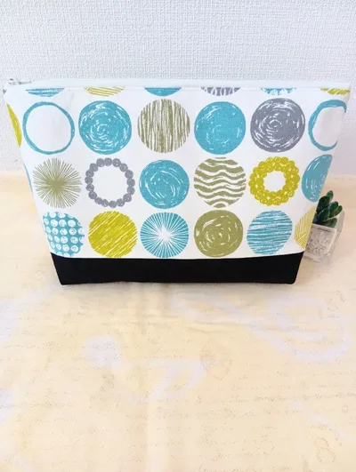 オムツポーチ(北欧水玉グリーン×ブラック)