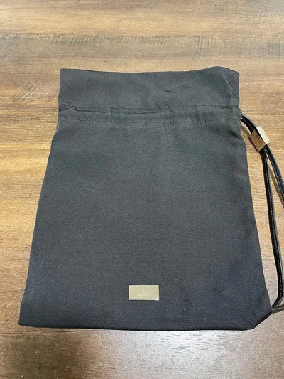 GUCCI 希少!バッグ ブラック 美品 巾着 バンド コンパクト