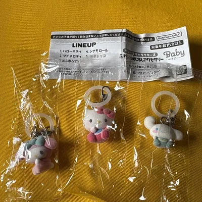 サンリオキャラクターズ ふわふわめじるしアクセサリー BABY ベイビー