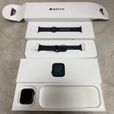 Apple Watch SE 第3世代40mm ミッドナイト 本体