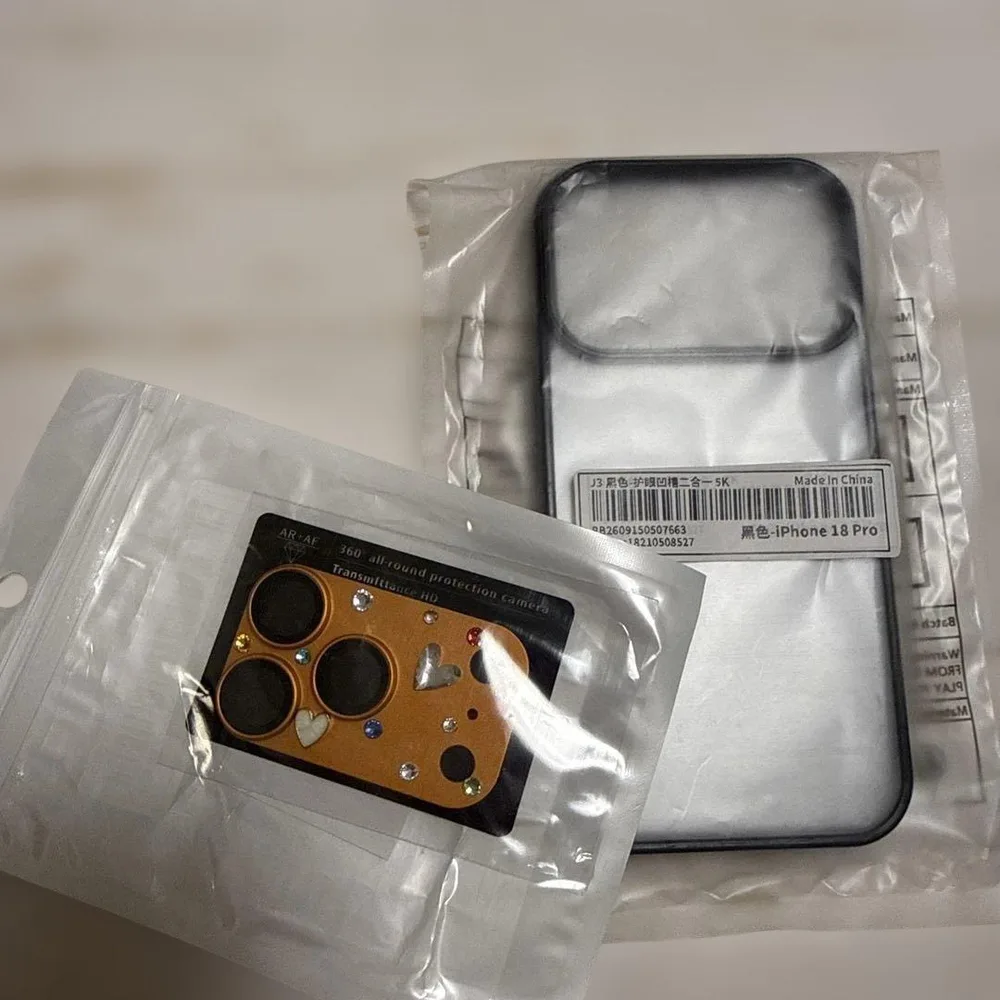 iPhone18pro用ケース カメラ保護フィルム付き