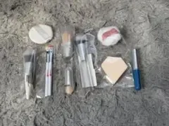 メイクブラシ パフ スポンジ 8点セット