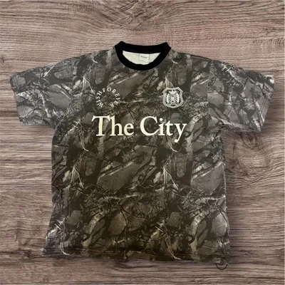 Wishforever The City Tシャツ