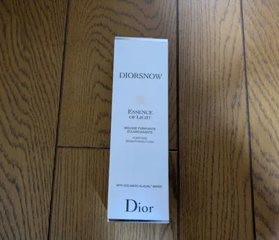 Dior スノー ライト フォーム 洗顔料 110g