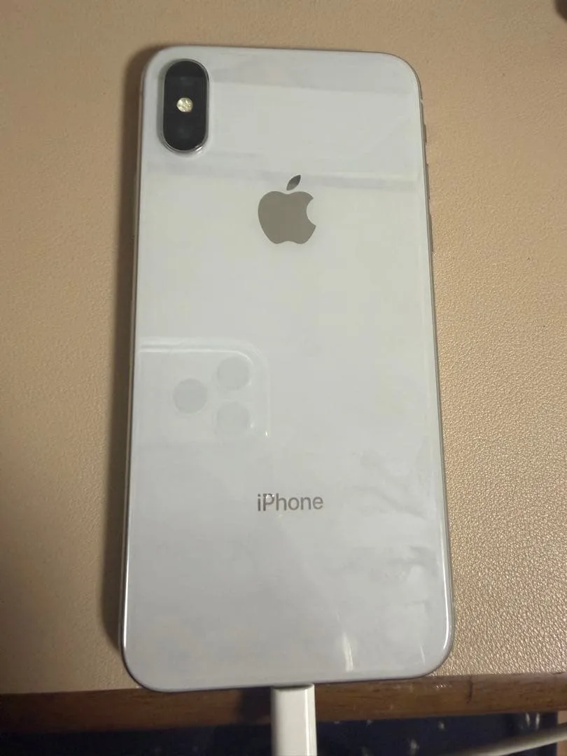 Apple iPhone X 256GB 本体