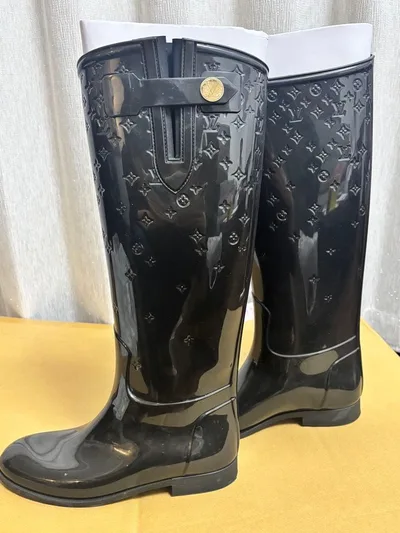 LOUIS VUITTON モノグラム レインブーツ ブラック 37
