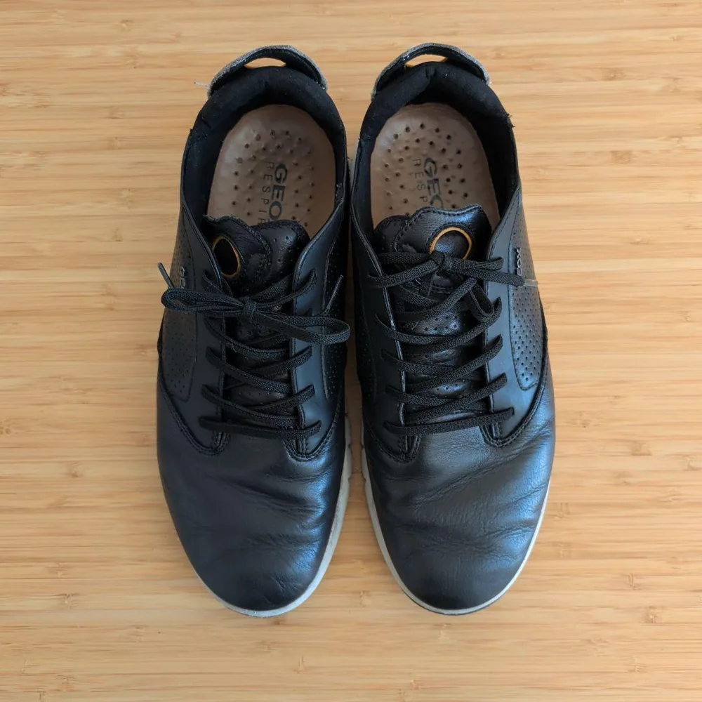 GEOX スニーカー ブラック US8