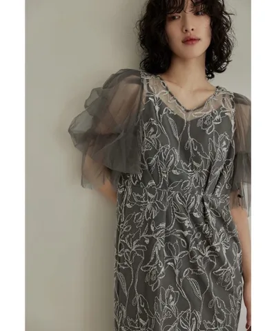 nianaフラフィースリーブペンシルドレス チャコール