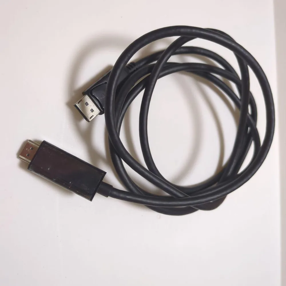 DisplayPort to HDMI 変換ケーブル 1.9m