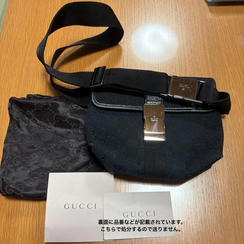 GUCCI ボディバッグ ブラック