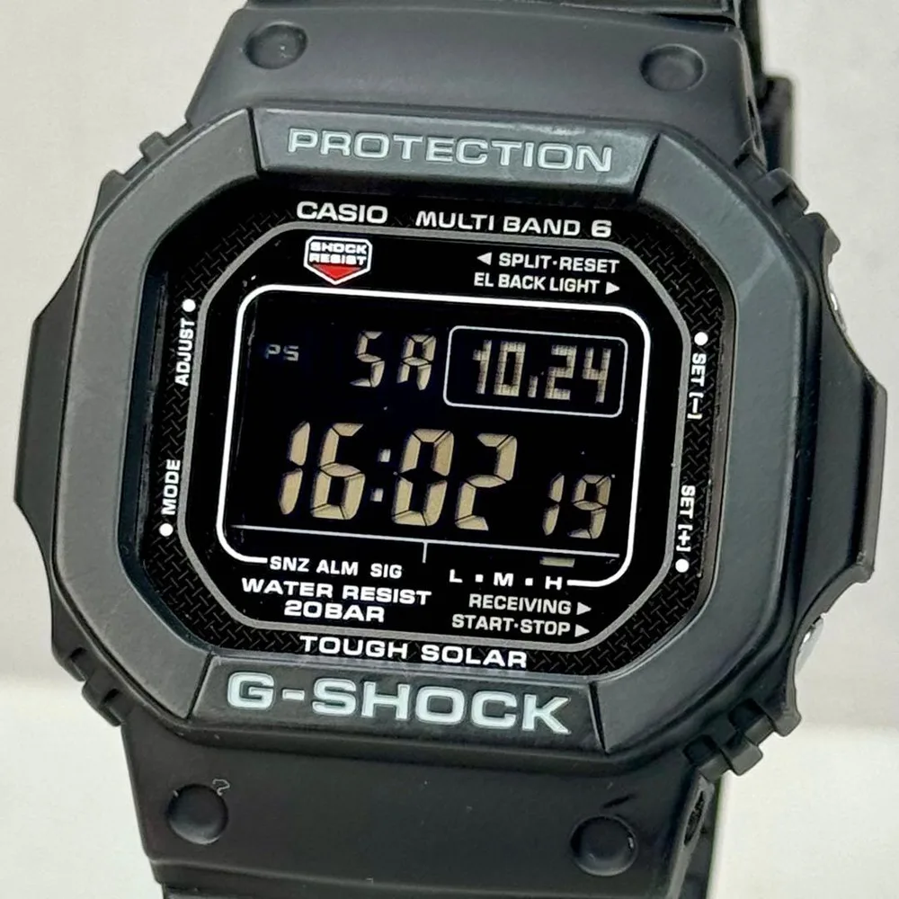 極美品 G-SHOCK GW-M5610 電波ソーラー ブラック スクウェア ①