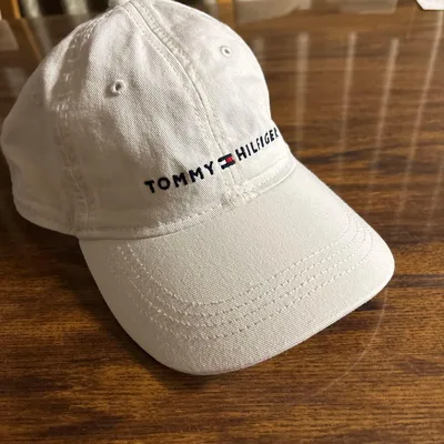 TOMMY HILFIGER キャップ ホワイト