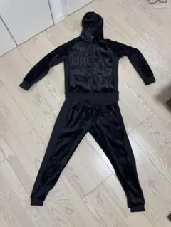 レア 1PIU1UGUALE3 RELAX セットアップ