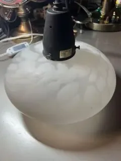 昭和レトロ 乳白透かしガラス