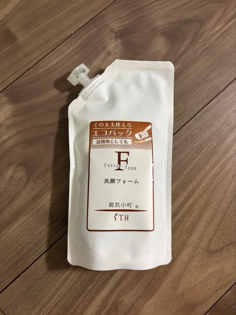 絹肌小町 洗顔フォーム 300ml