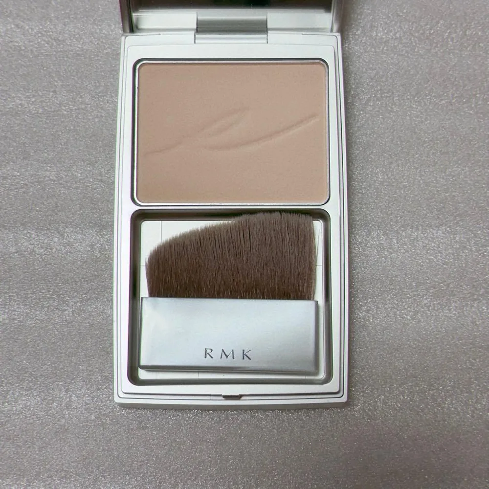 RMK シルクフィット フェイスパウダー 01