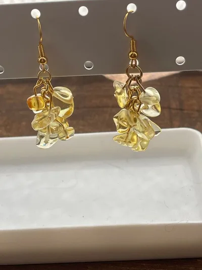ハンドメイド さざれ石 ピアス イエロー 天然石シトリン