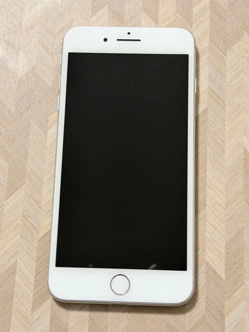 ☆美品☆ iphone8plus シルバー 64GB