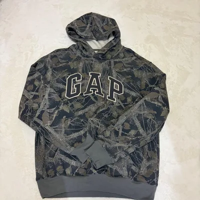 ★完売品★ GAP ロゴパーカー リアルツリー