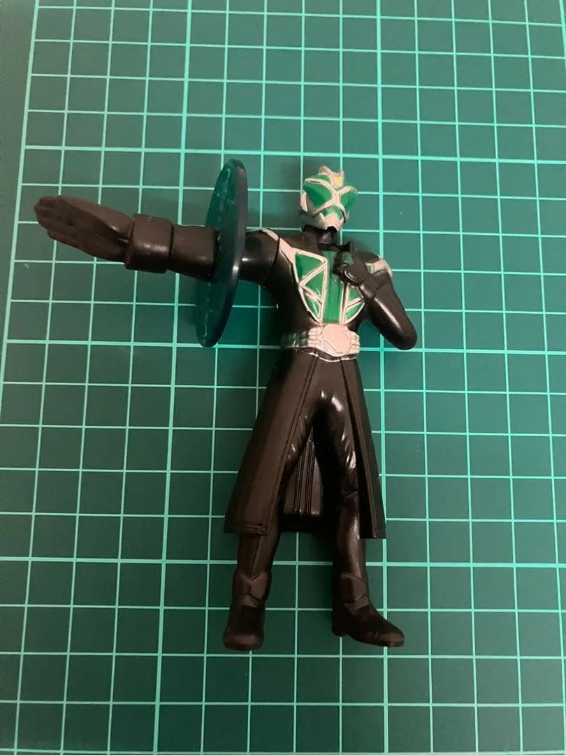 仮面ライダーウィザード ハリケーンドラゴン フィギュア ガチャ