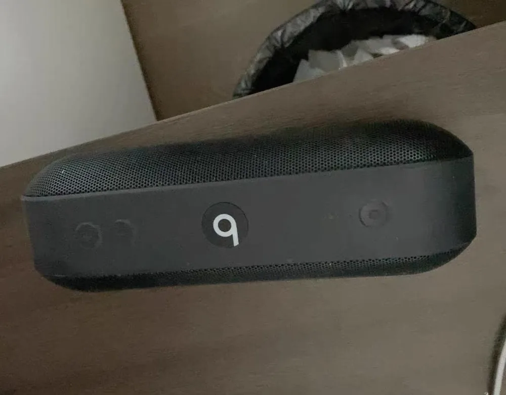 Beats Pill ワイヤレススピーカー 本体