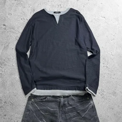 00s archive layered slit neck l/s gray