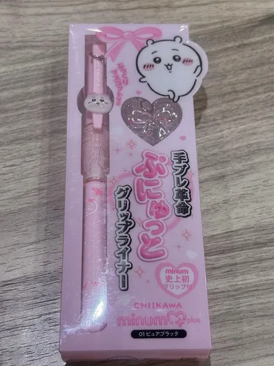 minum ちいかわ グリップアイライナー ピュアブラック新品未開封