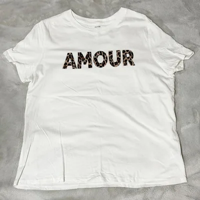 白 ホワイト Tシャツ y2k 半袖 海外ガール amour
