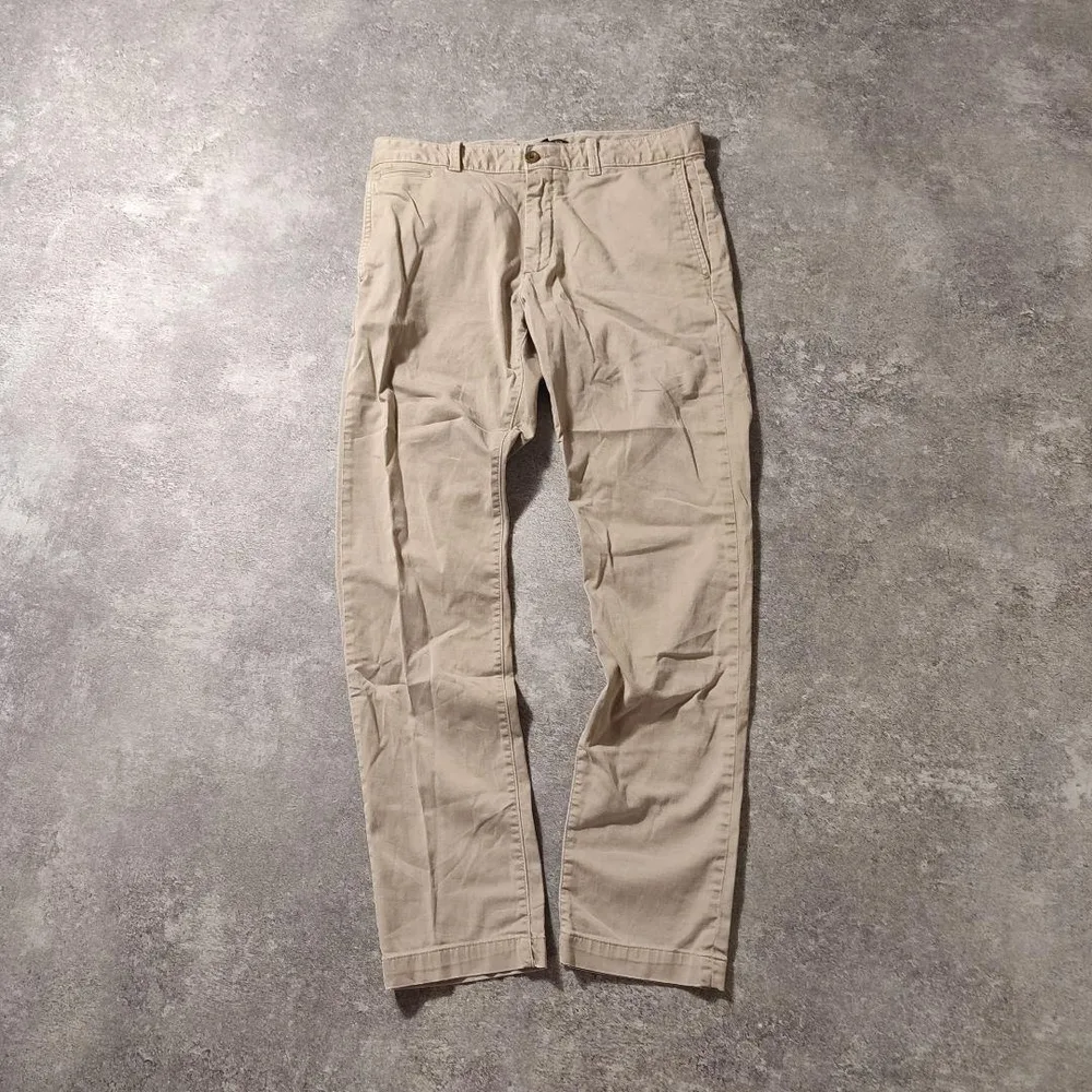 E19 BANANAREPUBLICバナナリパブリックチノパンノータックベージュ