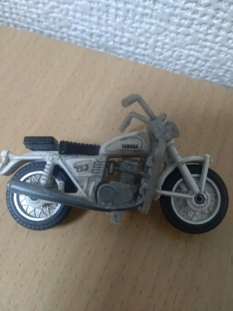 【極希少・当時物】トミカNo.30ヤマハスポーツTX750白バイ日本製
