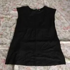 【未使用に近い】UNIQLO ブラック ノースリーブチュニック L