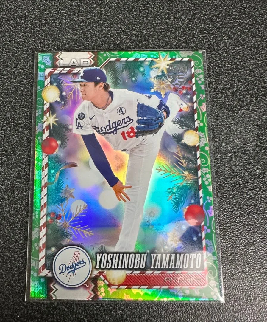 【山本由伸】topps holiday2026