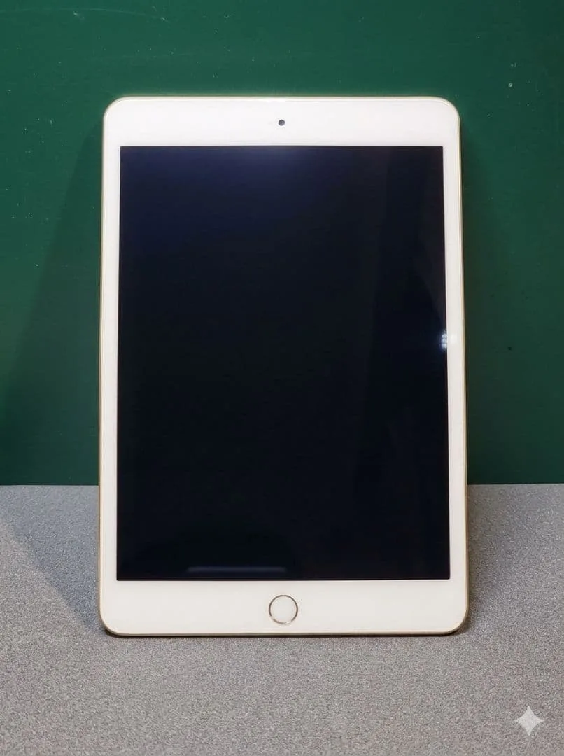 Apple iPad mini 4 本体 ゴールド A1550