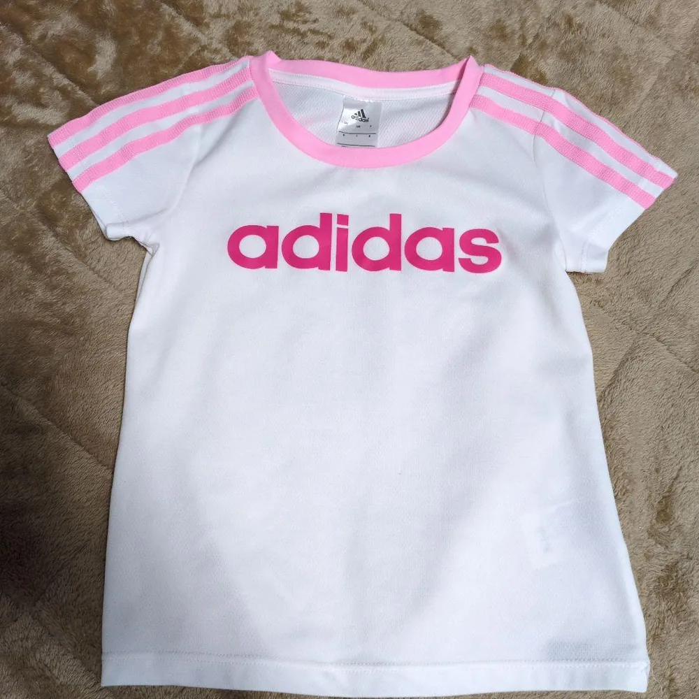 adidas アディダス 半袖Tシャツ ホワイト 130cm