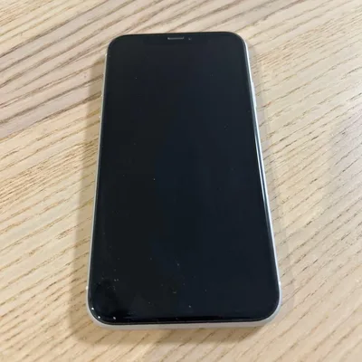 Apple iPhone XR ホワイト 本体