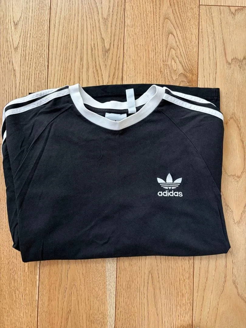 adidas 長袖Tシャツ ブラック