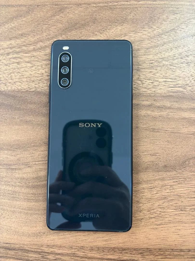 激安 SONY Xperia 10 III SOG04 ブラック SIMフリー