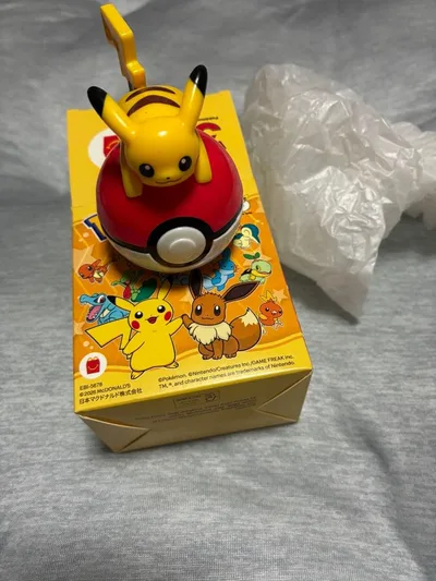 マクドナルド ハッピーセット ポケモン ピカチュウ おもちゃ