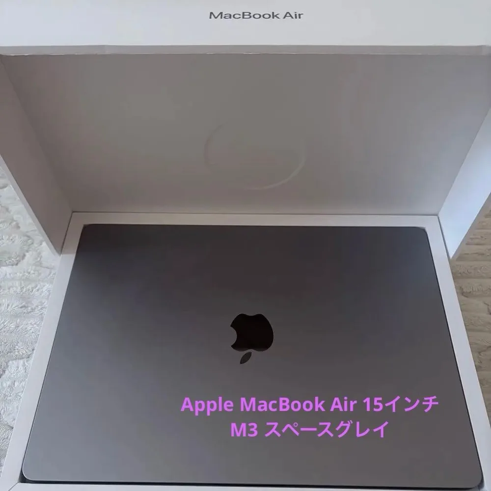 Apple MacBook Air 15インチ M3 スペースグレイ