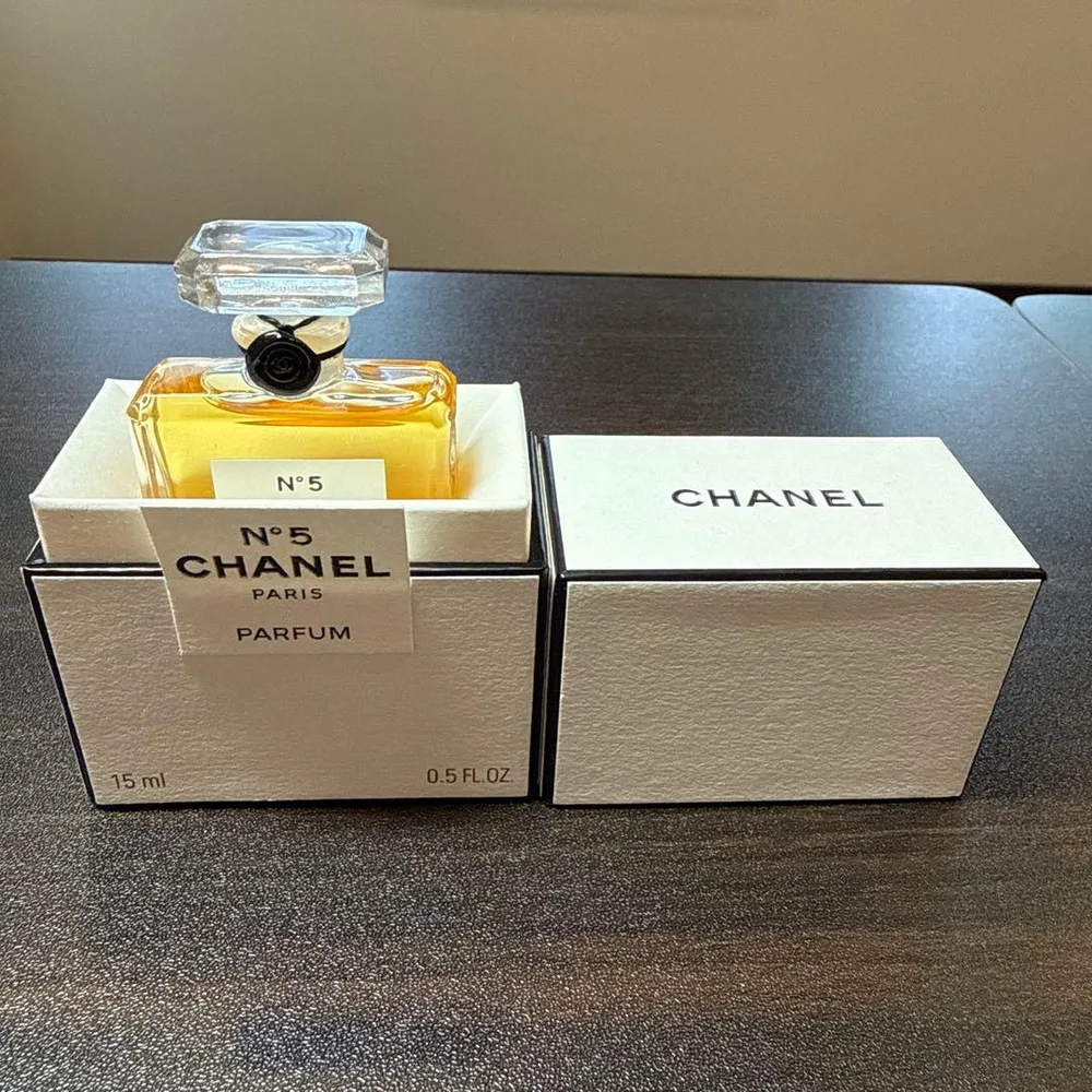 CHANEL PARFUM 香水 15ml