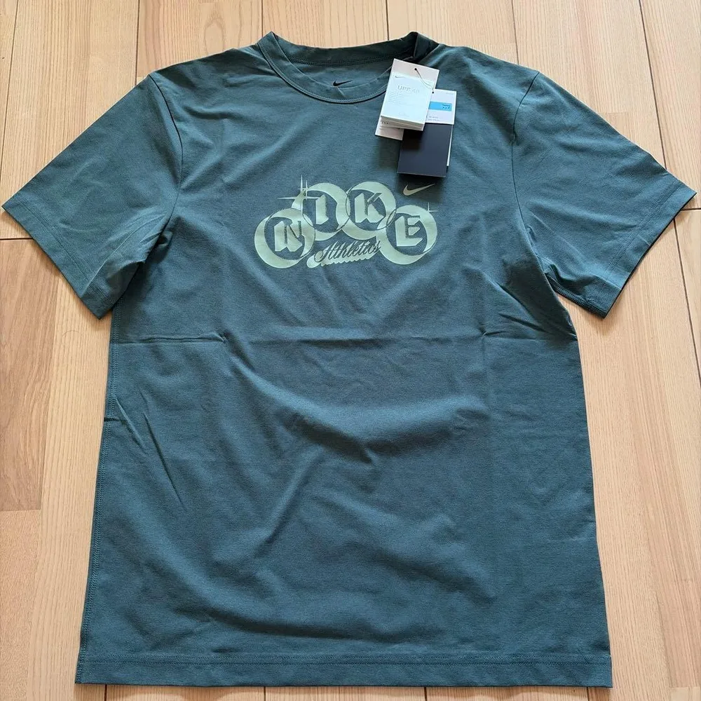 NIKE ナイキ Tシャツ メンズ Mサイズ