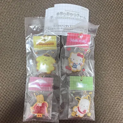 サンリオ 手作りおやつチャーム 4種セット
