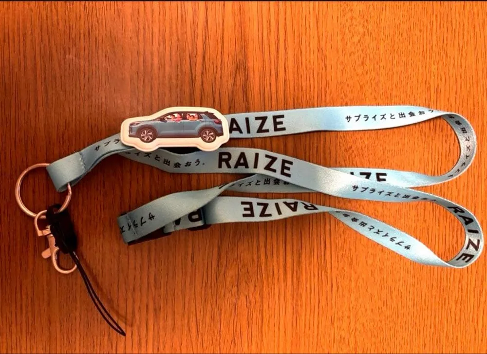 非売品 トヨタ RAIZEネックストラップ ホルダー 限定品
