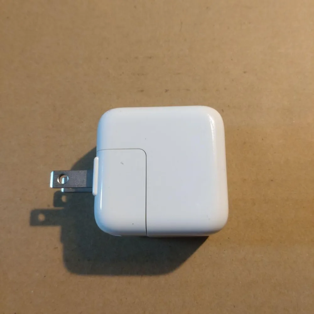 Apple 純正 USB 充電器 電源アダプター A1357