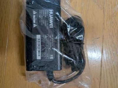 HUAWEI ACアダプタ HW-120200A1W