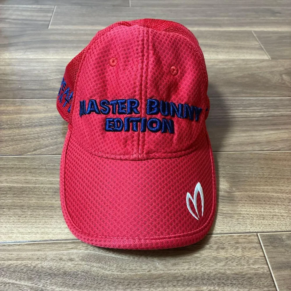 MASTER BUNNY EDITION ゴルフキャップ レッド